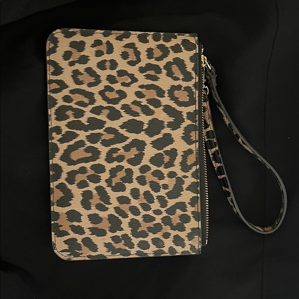 kate spade Leopard Print Wristlet in Brown and Black - Picture 5 of 5